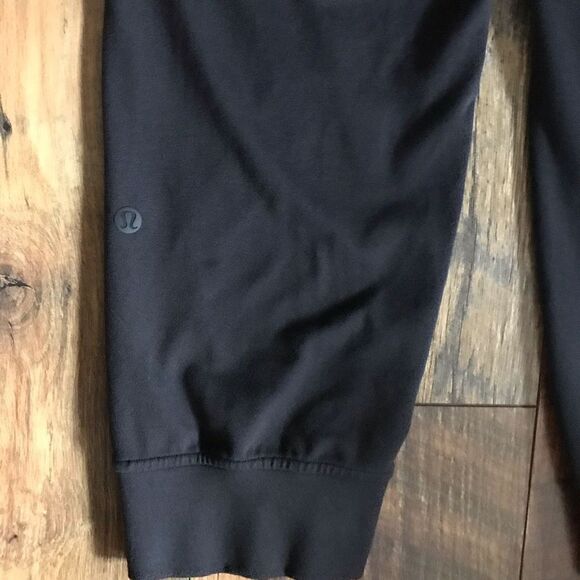 Lululemon size 6 joggers yoga pants black drawstring - Picture 4 of 4